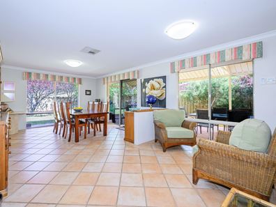 25 Gundaring Turn, Canning Vale WA 6155