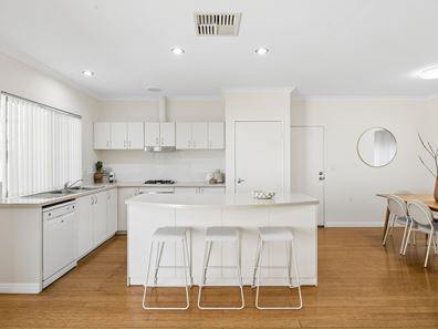 14A Beechboro Road South, Bayswater WA 6053