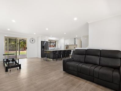 44 Hunt Way, Bulgarra WA 6714