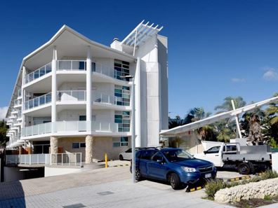 22/272 West Coast Highway, Scarborough WA 6019