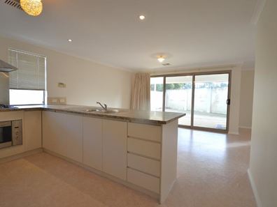 3/92 Tribute Street East, Shelley WA 6148