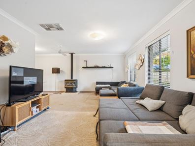 28 Amethyst Way, Carine WA 6020