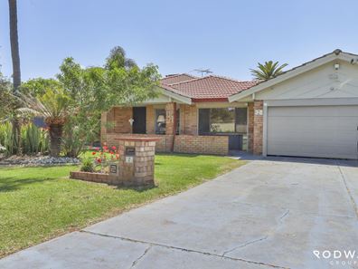 2 Falcon Street, Rockingham WA 6168
