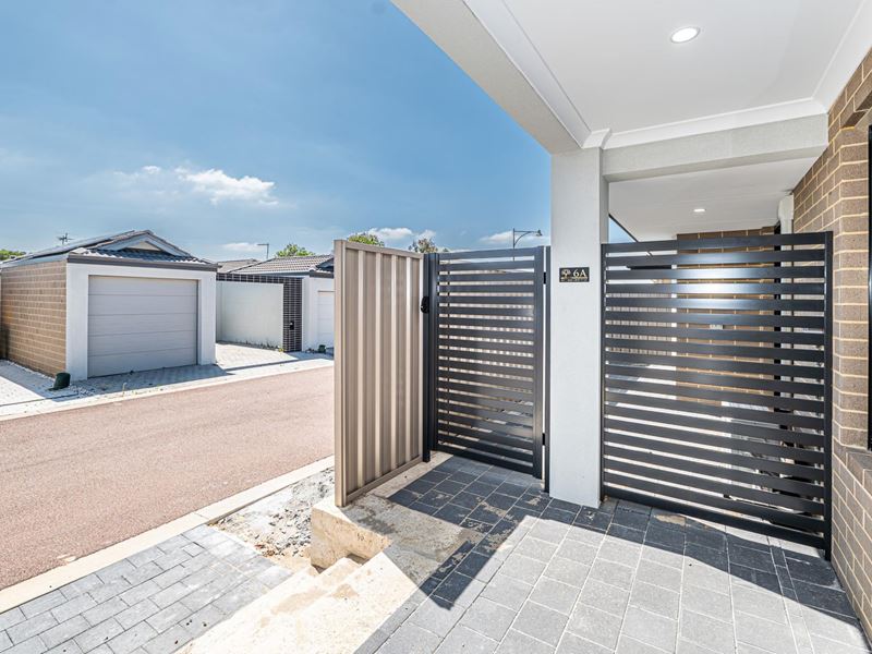 6a/13 Welford Way, Success WA 6164