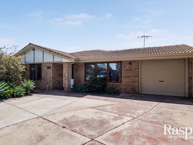 5 Bevis Court, Bibra Lake WA 6163