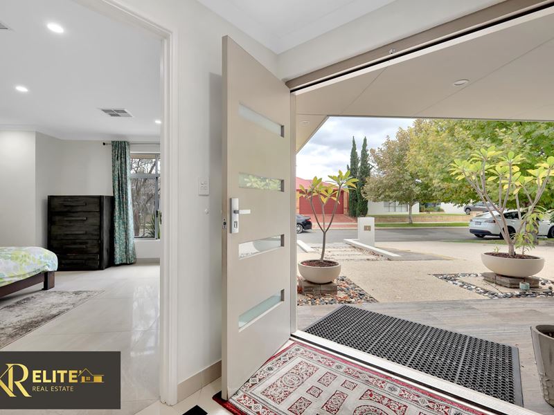 5 Beukers Way, Piara Waters WA 6112