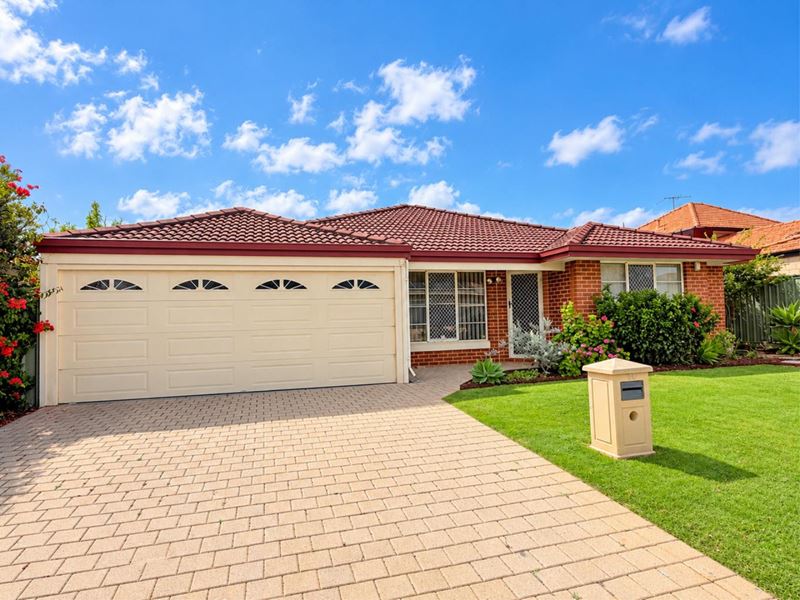 16 Carakine Grove, Thornlie WA 6108
