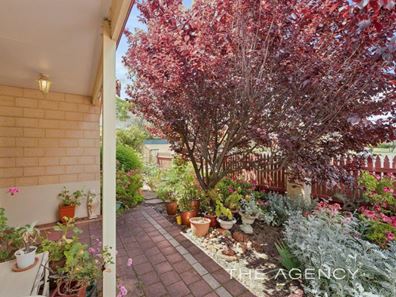 21 Broula Road, Kalamunda WA 6076