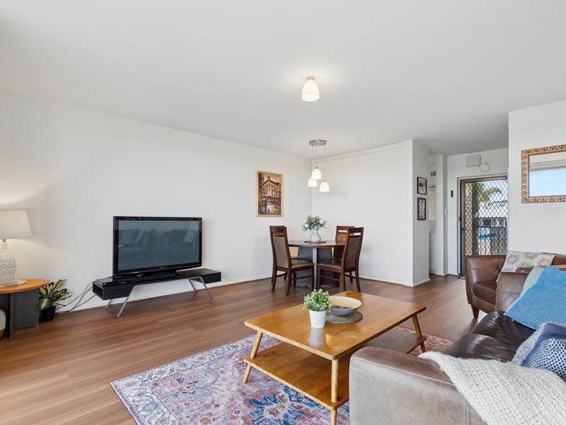 5/2 Hampton Street, Burswood