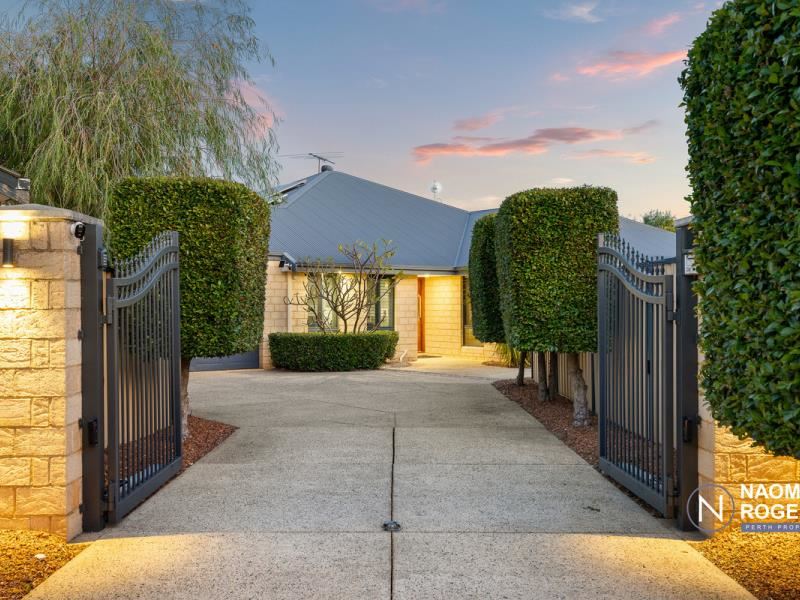 14 Grallina Way, Tapping WA 6065