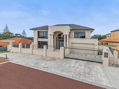 14 Rhodes Close, Mindarie WA 6030