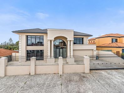 14 Rhodes Close, Mindarie WA 6030