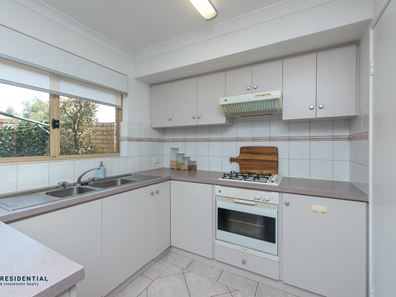 1/21 Eden Street, Innaloo WA 6018