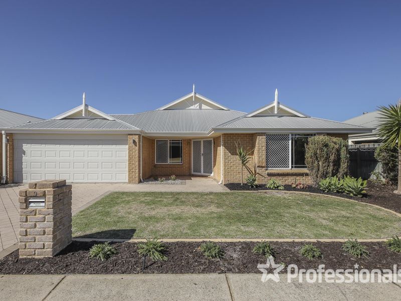 9 Parnham Avenue, Ellenbrook WA 6069