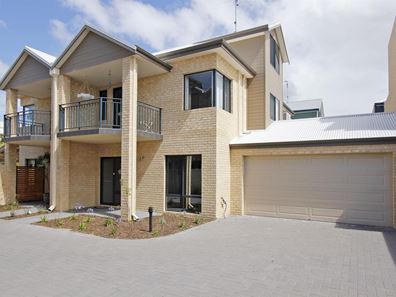 18 Shannon Road, Mandurah WA 6210