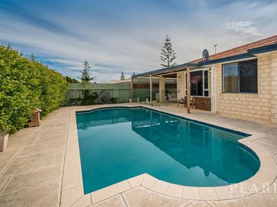 39 Rothesay Heights, Mindarie WA 6030