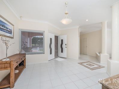 39 Rothesay Heights, Mindarie WA 6030