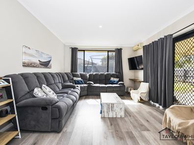 35 Belleville Gardens, Clarkson WA 6030