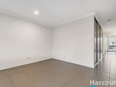 11 Missingham Avenue, Alkimos WA 6038