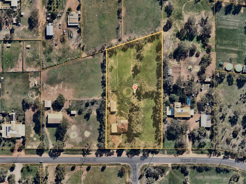 8 Dayana Drive, Woorree
