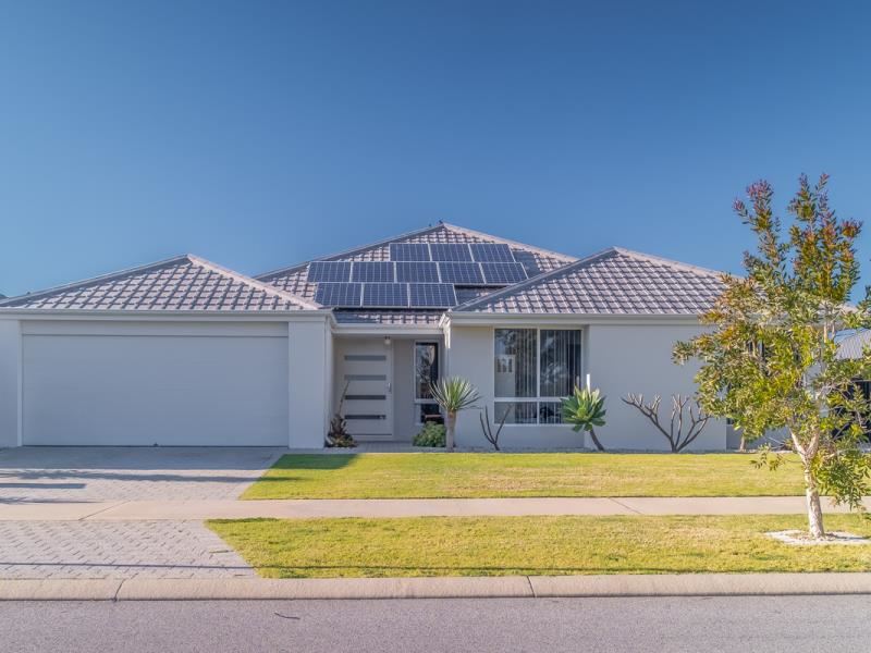 26 Bradley Street, Lakelands