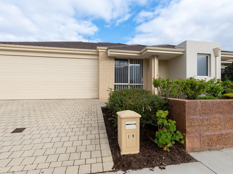 19 Mystery road, Banksia Grove