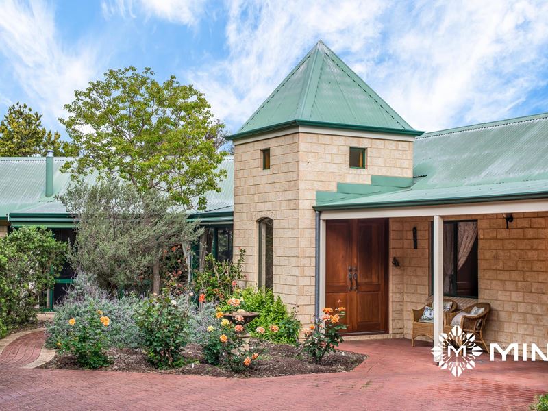 27 Bricknell Road, Attadale