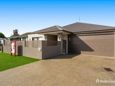 16A Loxton Street, Dudley Park WA 6210