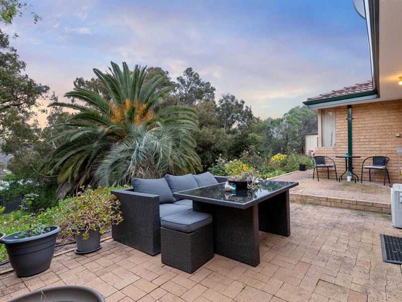 4 Russelia Way, Roleystone
