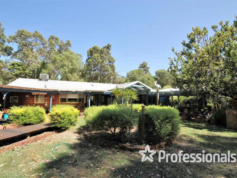 63 Elinor Bell Road, Leschenault WA 6233