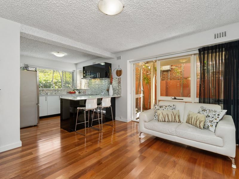2/5 Cassey Street, Como
