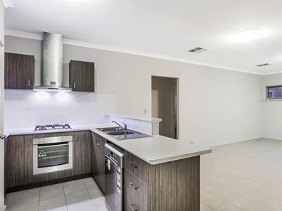 3/133 Harrington Waters Drive, Waikiki WA 6169