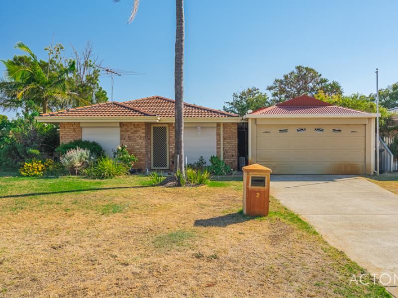 2 Cambridge Drive, Greenfields