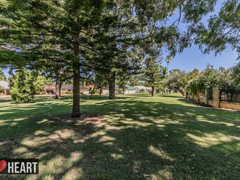 12 Hatch Place, Bibra Lake