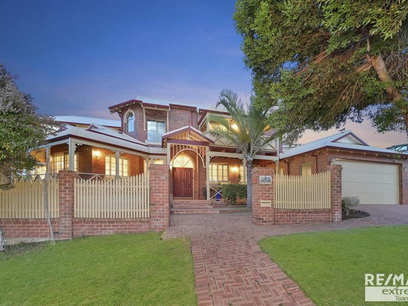 2 Latifa Close, Ocean Reef