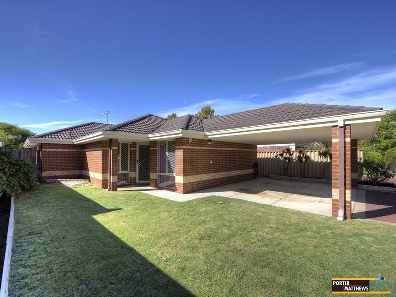 4 Terelinck Crescent, Redcliffe