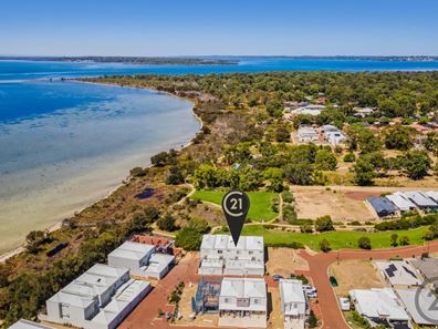 37/15 Kardan Loop, Falcon WA 6210
