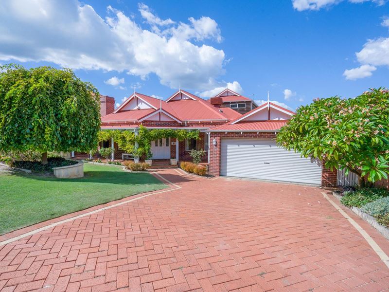 48 Robertson Road, Kardinya