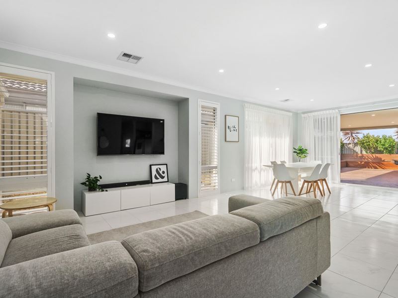4 Ambesia Road, Clarkson