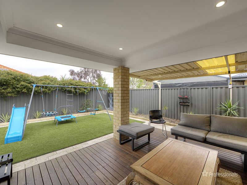 55 Edgecombe Pass, Aveley