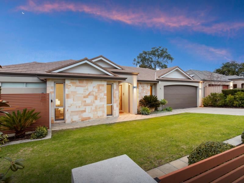10 Moray Avenue, Floreat