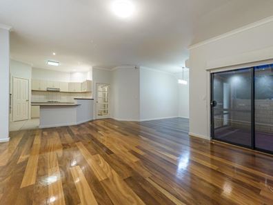 15 Banksaddle Place, Dianella WA 6059