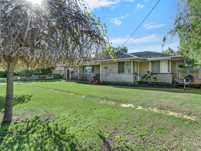 10 Fairway Drive, West Busselton WA 6280