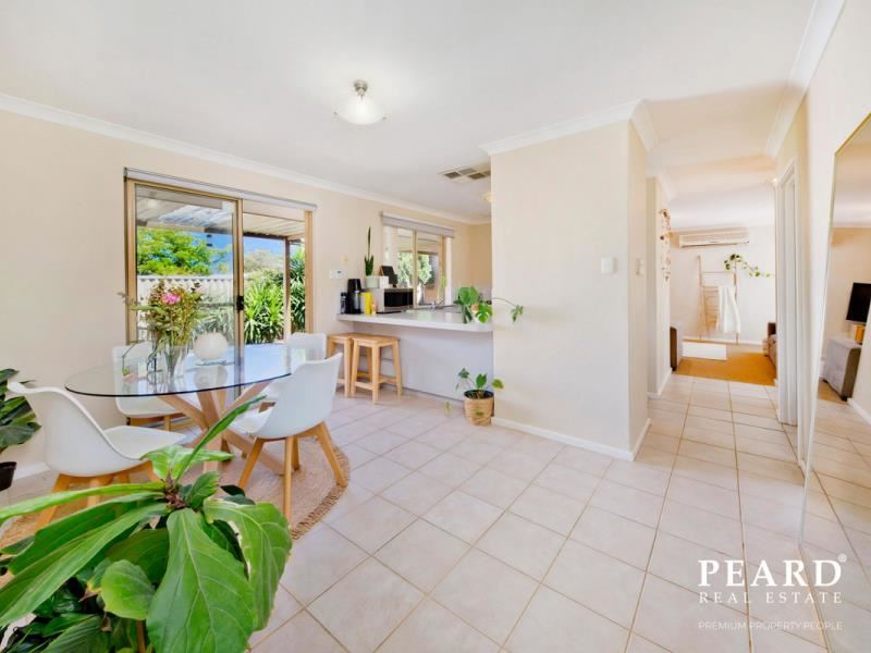 4/10 Helmsley Street, Scarborough