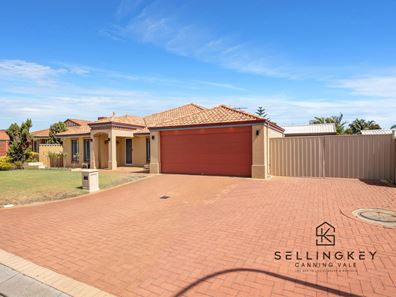 13 Vere Parkway, Canning Vale WA 6155