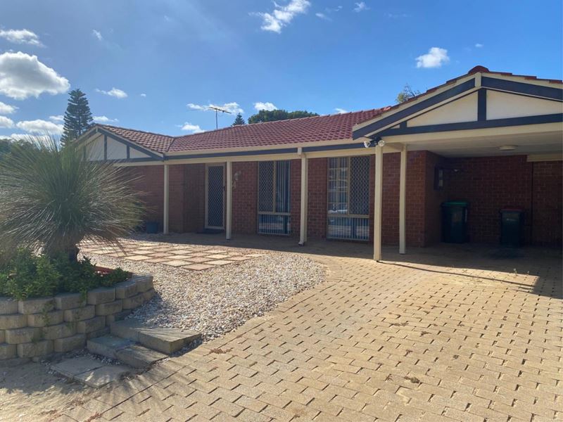 54 Wedgewood Drive, Edgewater