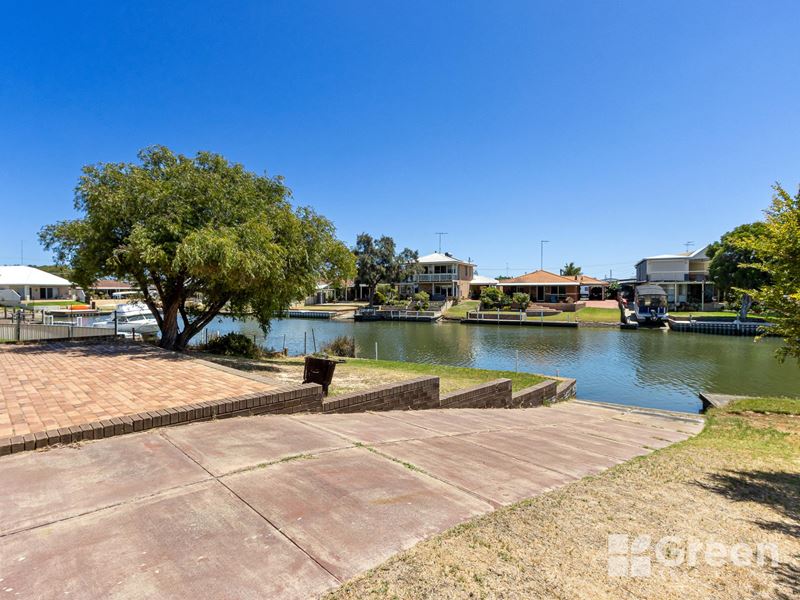 7 Oomoo Place, South Yunderup WA 6208