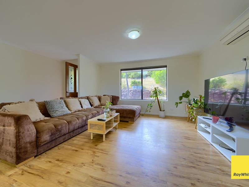 27 Boronia Avenue, Collingwood Heights