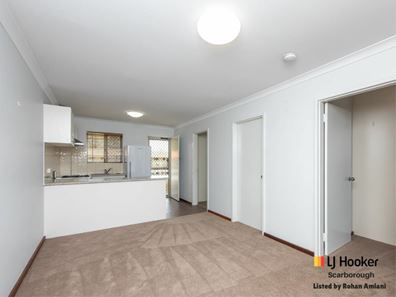 U 36/303 Harborne Street, Glendalough WA 6016