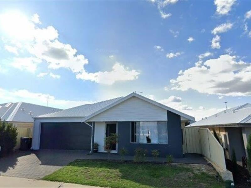 12 Balclutha, Madora Bay